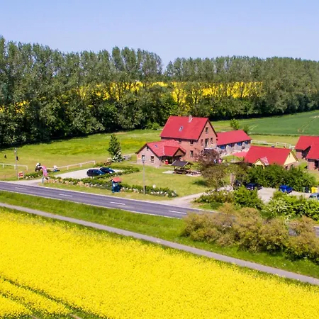 Familien-ferienhof Ostseebad Bauernhof *